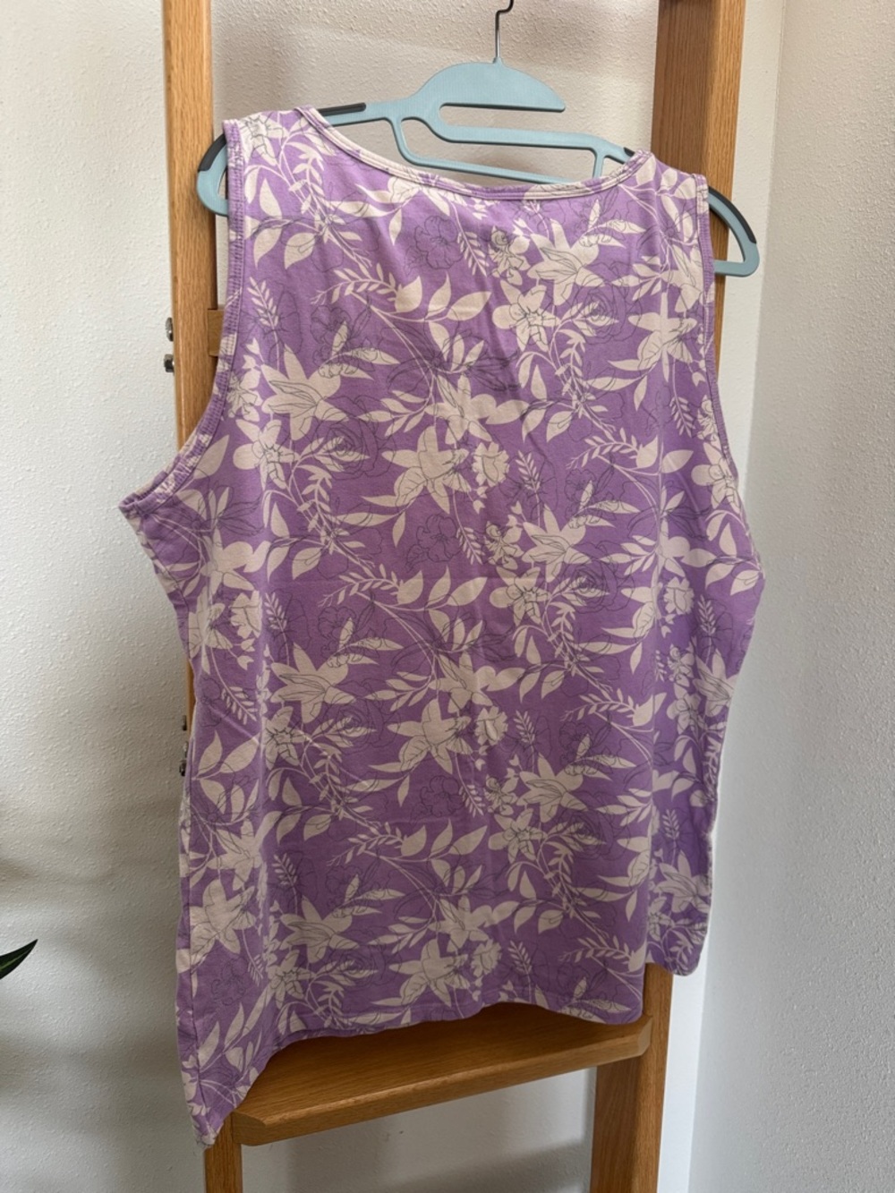 Duluth Lilac Floral Tank + Time & Tru Dark Green Cami Set - Picture 5 of 7